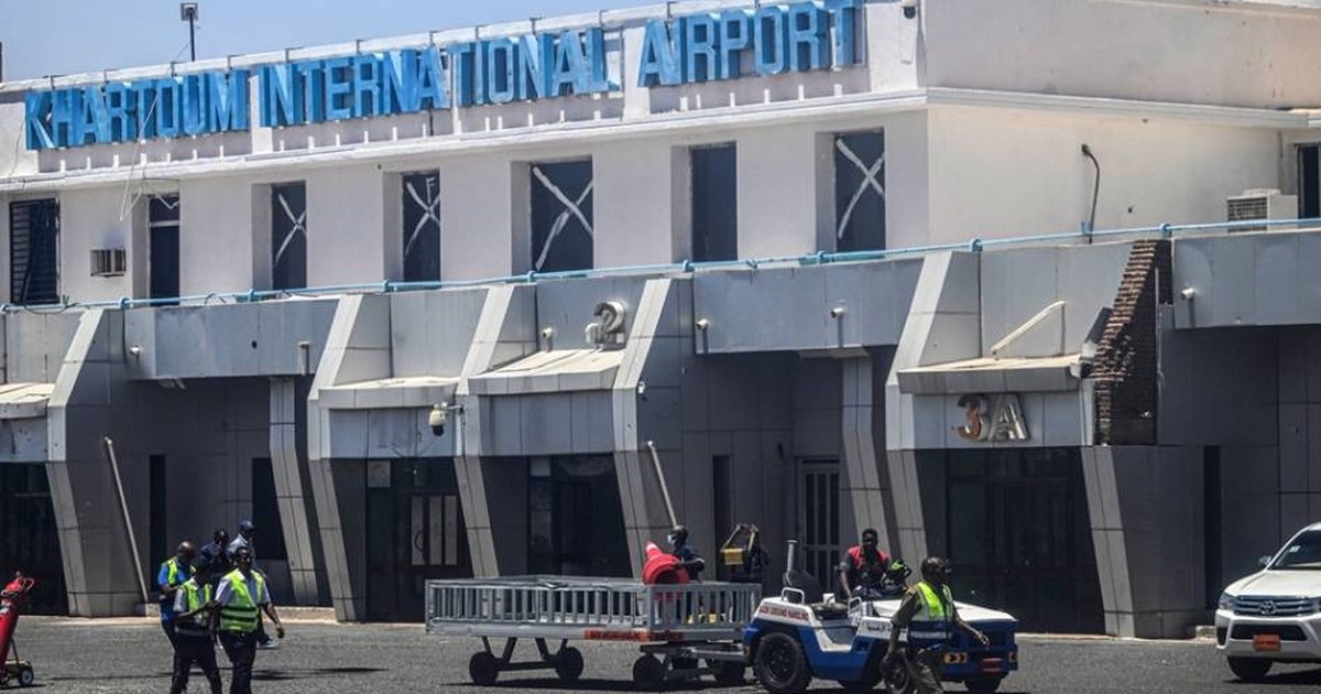 الحياة تدب ببطء في وسط الخرطوم المهشم بفعل 3 أعوام من الحرب