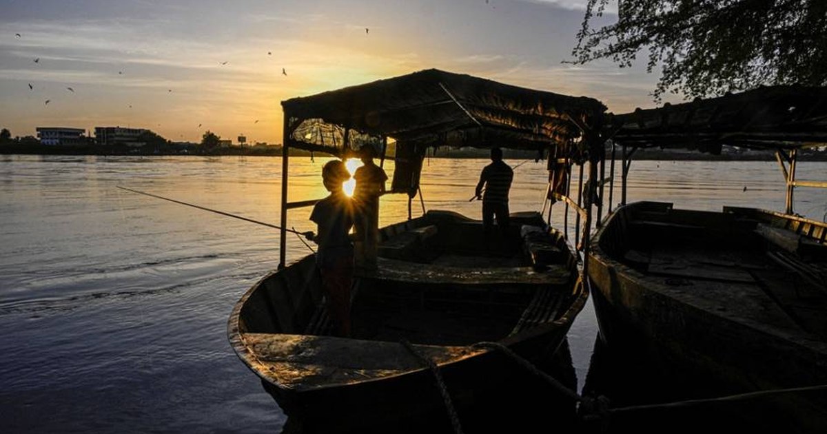 أهالي جزيرة توتي يعودون إلى الحياة بعد الحصار