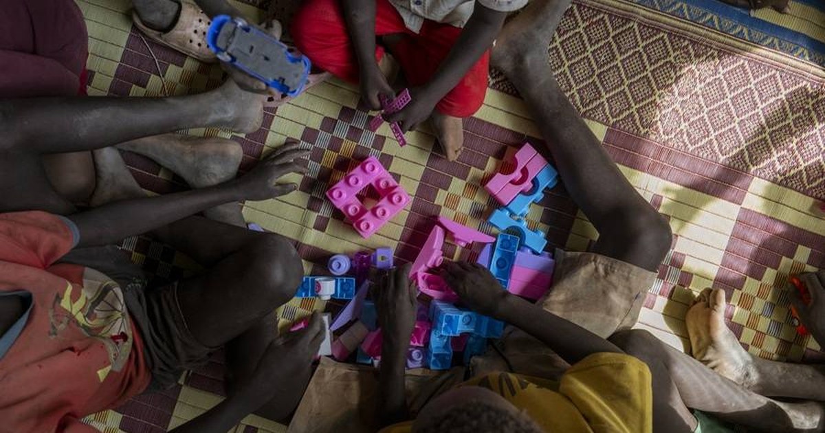 شظايا الحرب تخرق أجسام أطفال السودان وتعرض أطرافهم للبتر