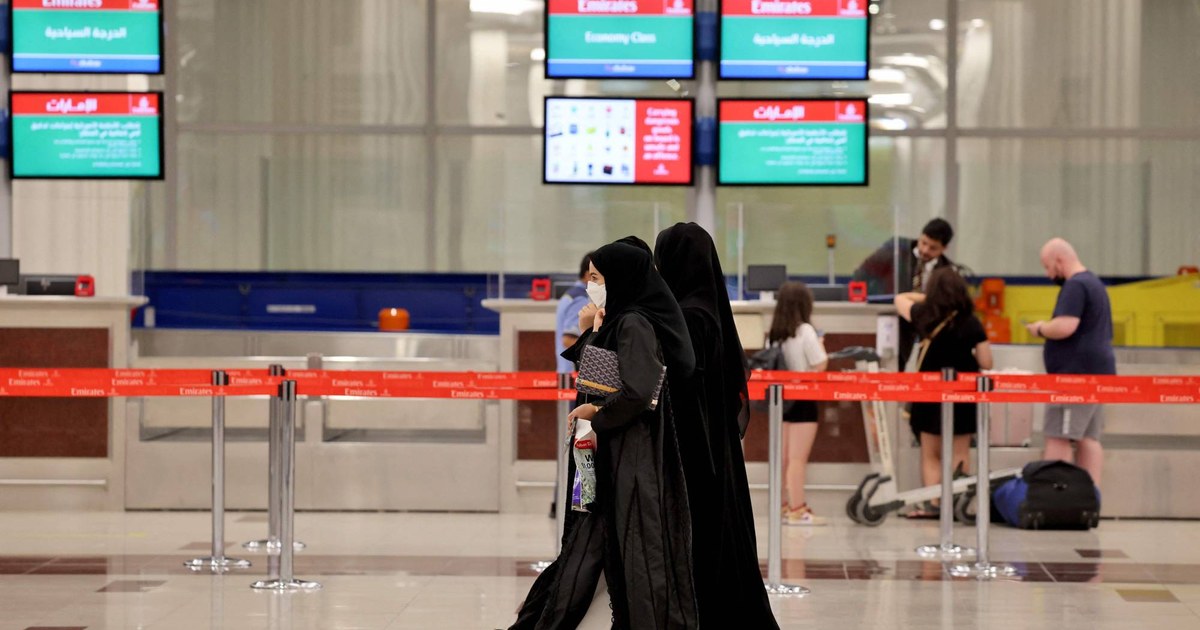 الاقتصاد غير النفطي للإمارات يواجه أسرع تضخم في الأسعار منذ 15 عاماً وسط قيود «هرمز»