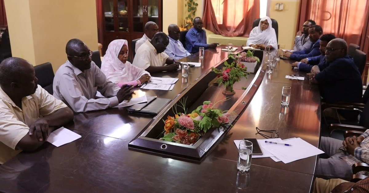 وزيرة الإنتاج والموارد الاقتصادية بالنيل الابيض تبحث حلول تحديات المشاريع الزراعية