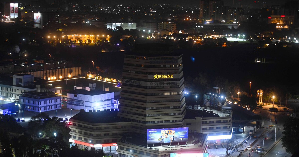 بعد توقف لأشهر... باكستان تلجأ إلى السوق الفورية لتعويض غاز قطر