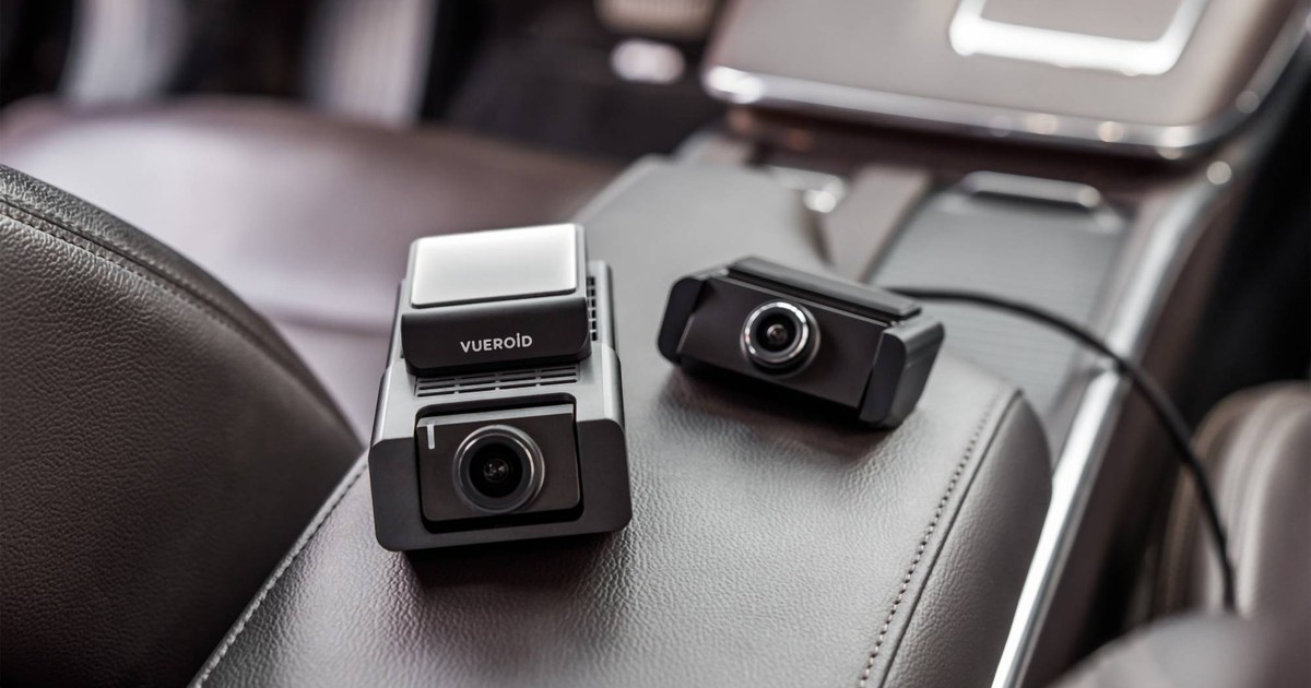 كاميرا للسيارات وسماعات لاسلكية مطورة