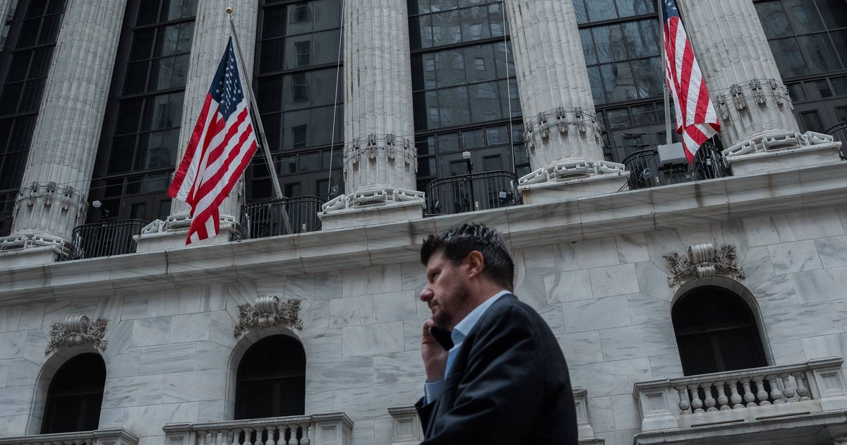 العقود الآجلة للأسهم الأميركية ترتفع بدعم تفاؤل الذكاء الاصطناعي