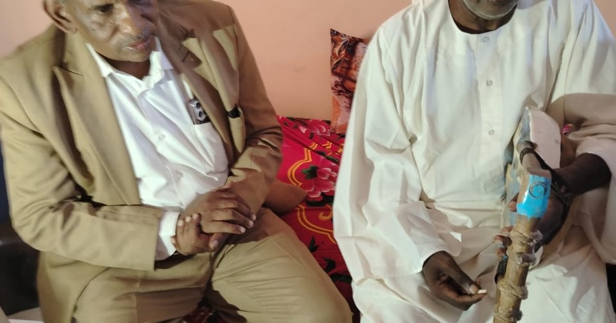 الامين العام للمجلس الأعلى للثقافة والاعلام بالشمالية يزور الفنان عبدالرحيم ارقي