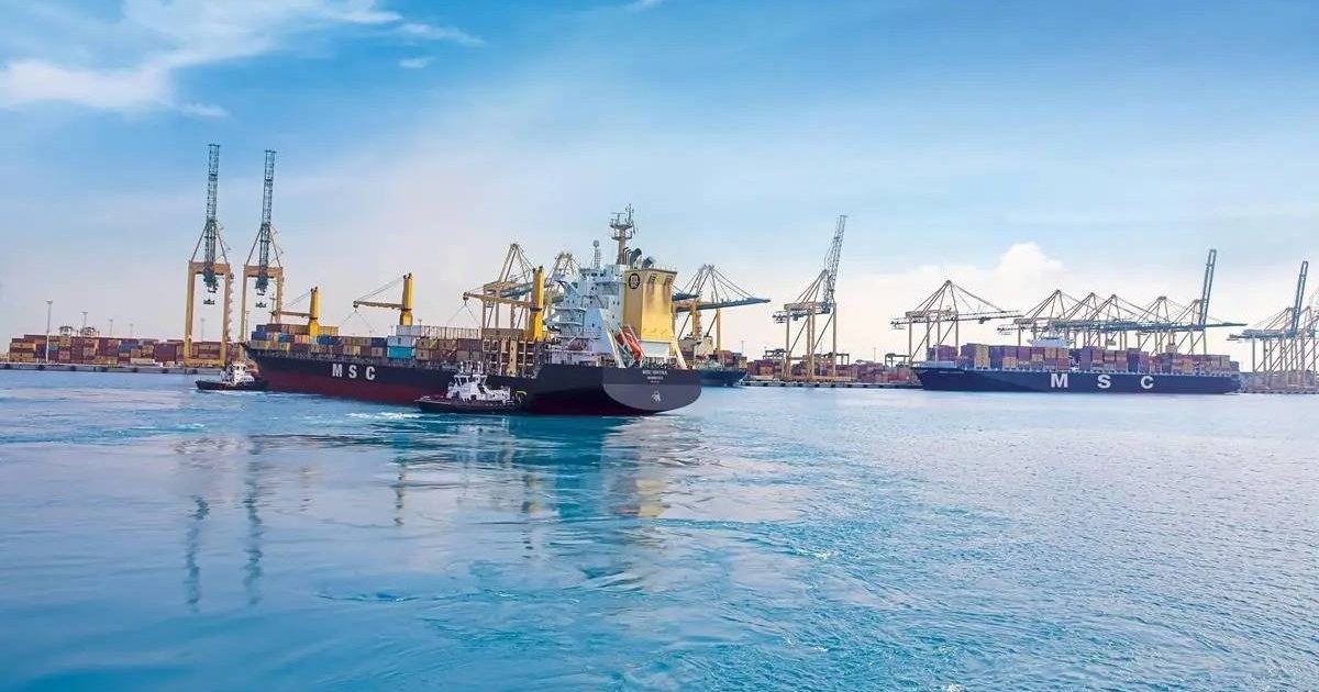 «الموانئ السعودية»: مناولة أكثر من 14.5 مليون طن من البضائع في أبريل