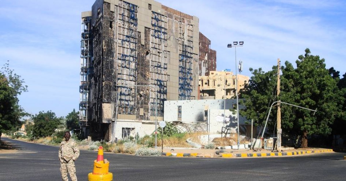 انفجار قوي يهز الخرطوم والشرطة تتهم لغما من مخلفات الحرب