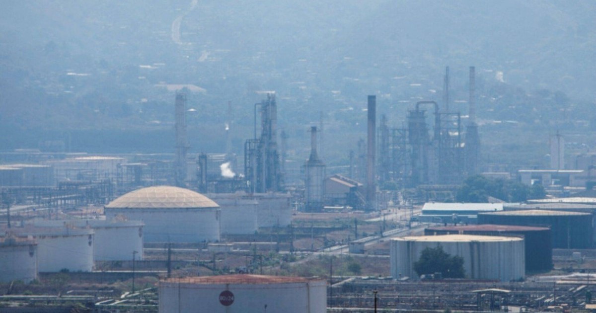 «شيفرون» تدعو فنزويلا لبذل المزيد من الجهود لإحياء صناعة النفط